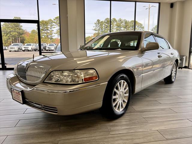 2007 lincoln town car signature