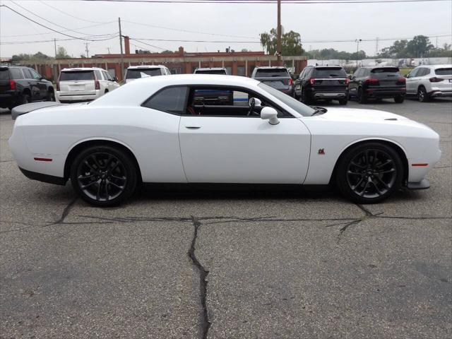 2023 dodge challenger r/t scat pack