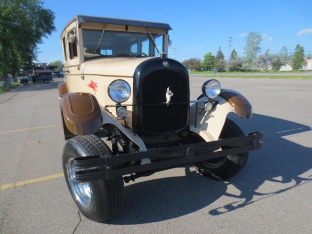 1928 chrysler sedan restomod - cool, cool ride