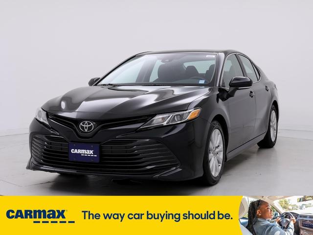 2020 toyota camry le