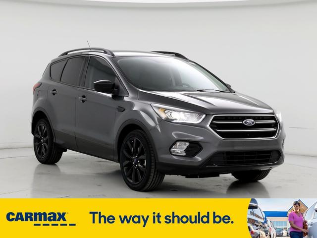 2019 ford escape se