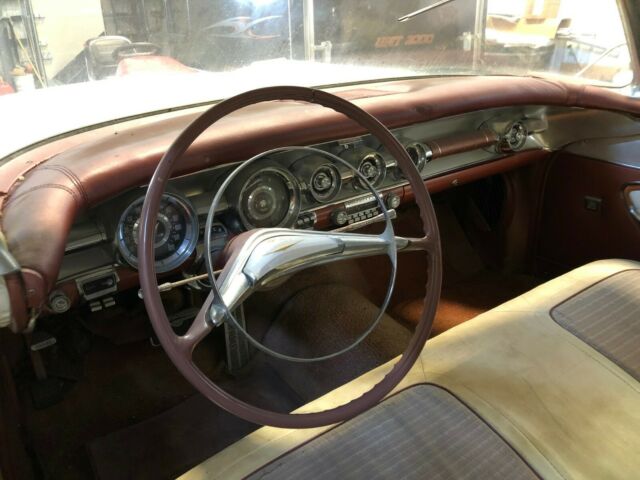 1958 pontiac bonneville 2-door hardtop coupe