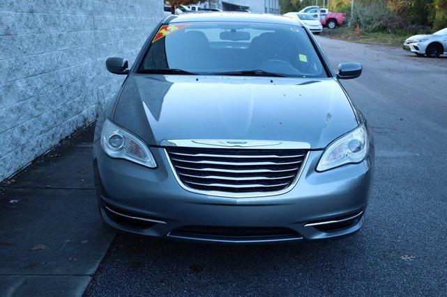 2012 chrysler 200 touring