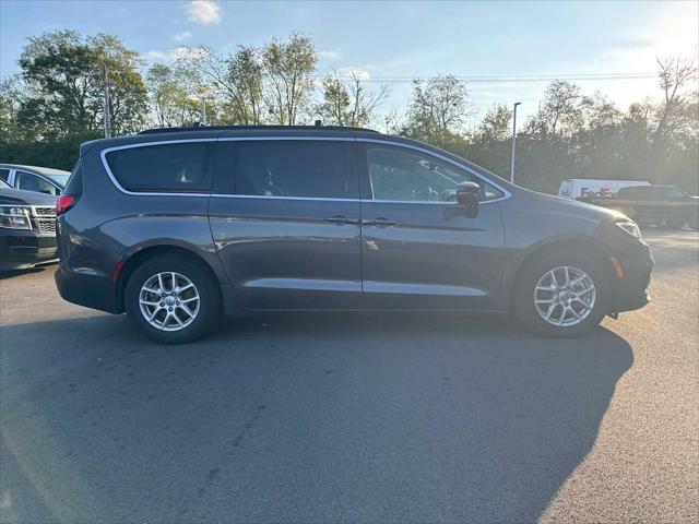 2022 chrysler pacifica touring l