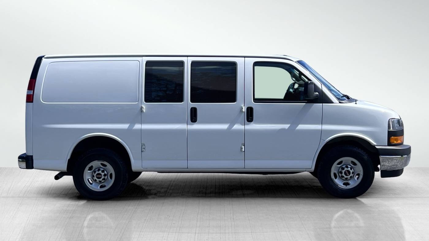 2021 gmc savana 2500