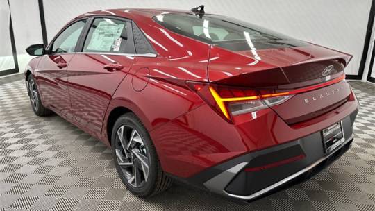 new 2024 hyundai elantra sel ivt