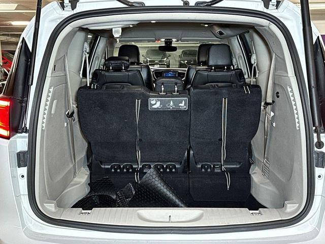 2020 chrysler pacifica touring-l