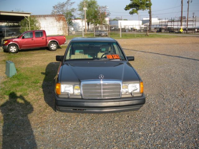86 mercedes 300 e