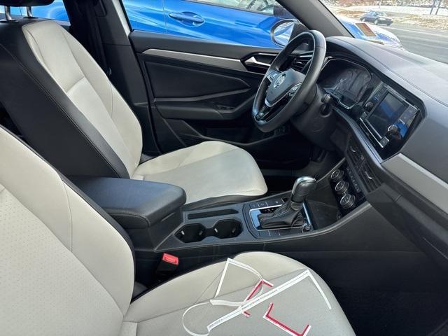 2021 volkswagen jetta 1.4t r-line