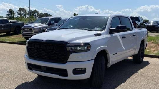 new 2025 ram 1500 big horn crew cab 5'7" box 4wd