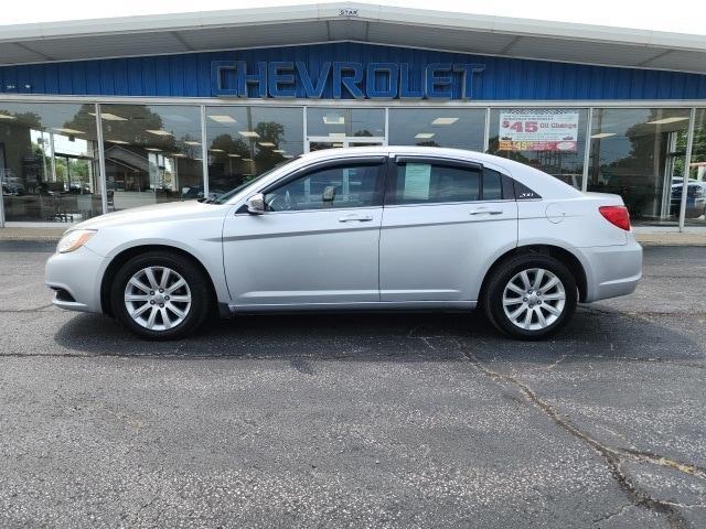 2012 chrysler 200 touring