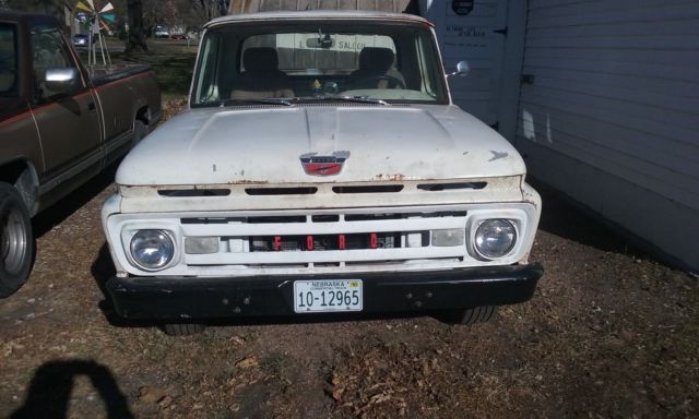 1961 ford uni-body f-250