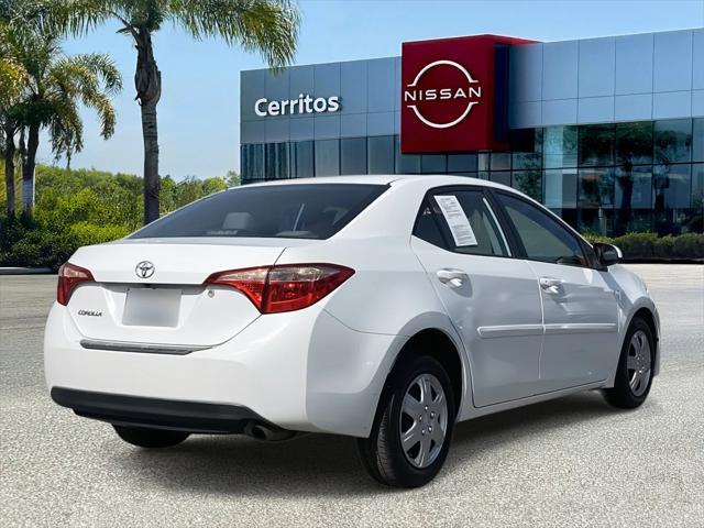 2017 toyota corolla se