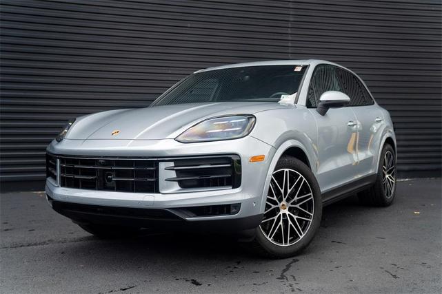 2024 porsche cayenne base