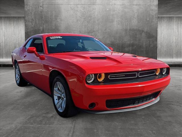 2023 dodge challenger sxt