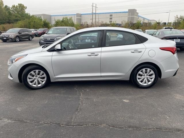 2019 hyundai accent se