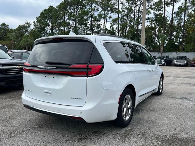 2022 chrysler pacifica limited