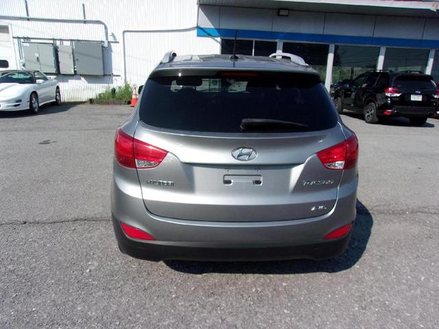 2011 hyundai tucson gls