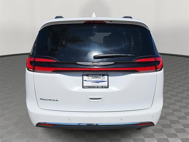 2022 chrysler pacifica touring-l