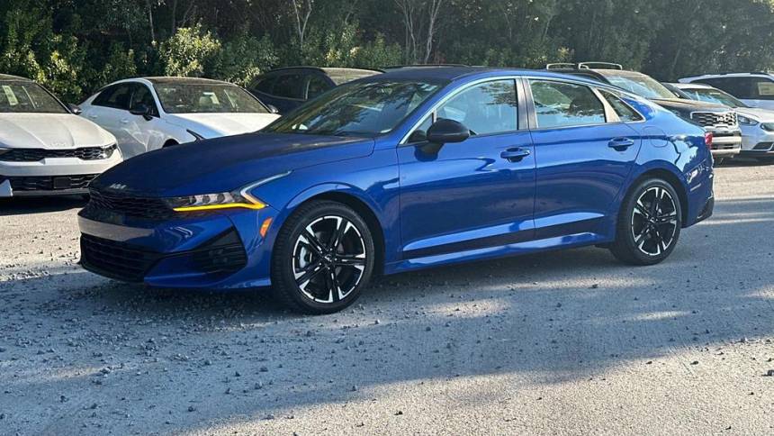 2022 kia k5 gt-line