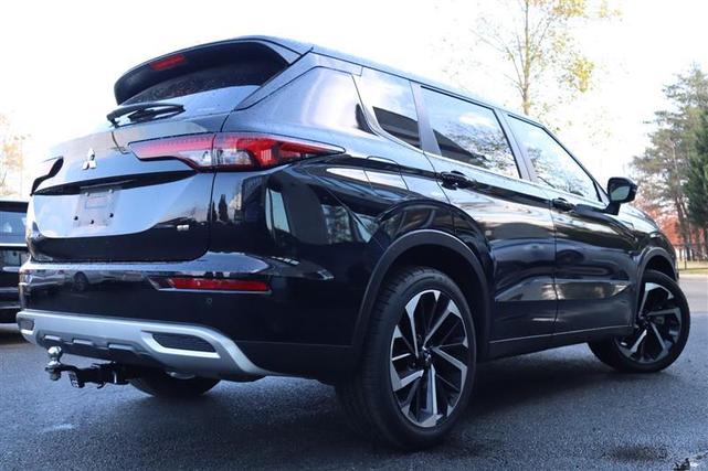 2022 mitsubishi outlander se