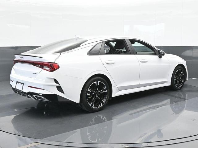 2022 kia k5 gt-line