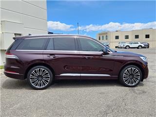 2023 Lincoln Aviator black label