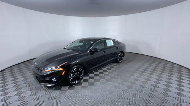 2022 kia k5 gt-line
