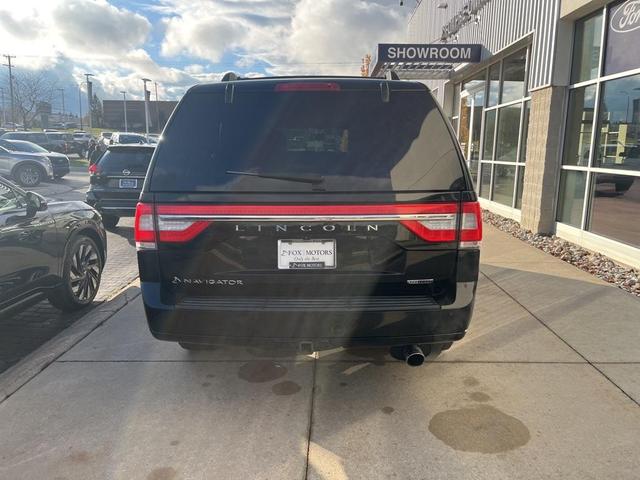 2016 lincoln navigator reserve