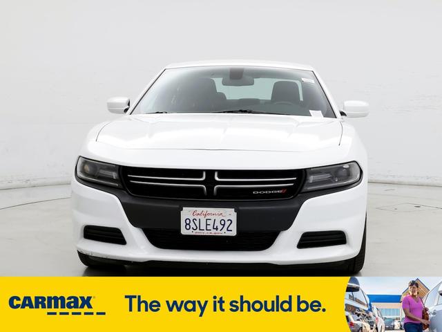 2015 dodge charger se
