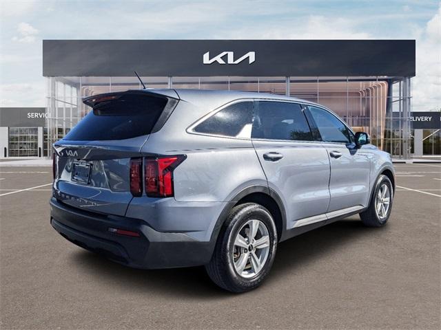 2022 kia sorento lx