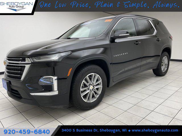 2022 chevrolet traverse lt leather