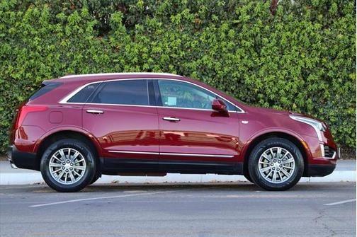 2017 cadillac xt5