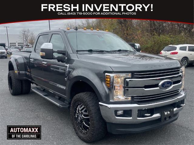 2019 ford f-350 lariat