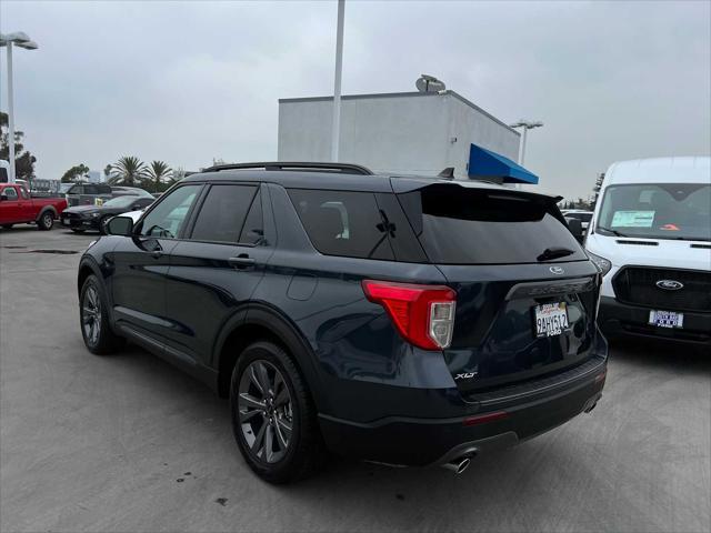 2022 ford explorer xlt