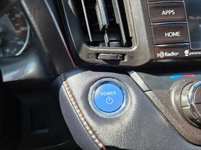 2017 toyota rav4 hybrid se