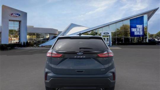 2024 ford edge se