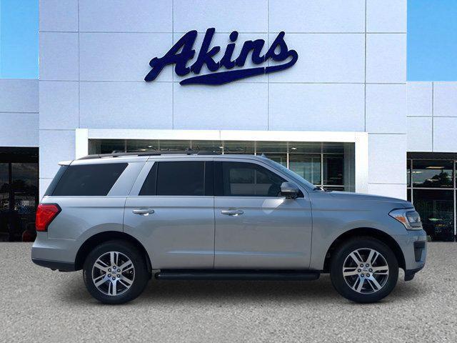 2024 ford expedition xlt