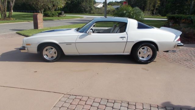 1977 camaro sport coupe spectacular condition must see ! totally amazing car !