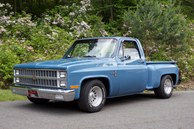 1982 chevy silverado c10 flare side - rare model, lowered, super clean