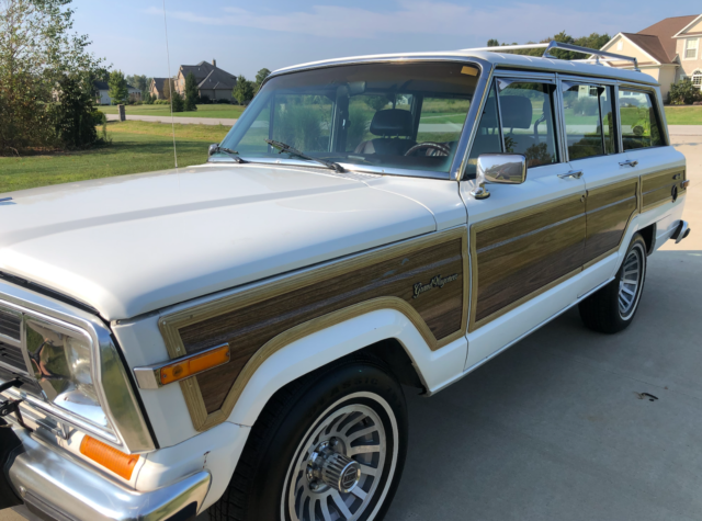 all i want is a 1988 jeep grand wagoneer for christmas!!