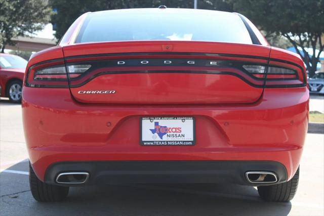 2022 dodge charger sxt