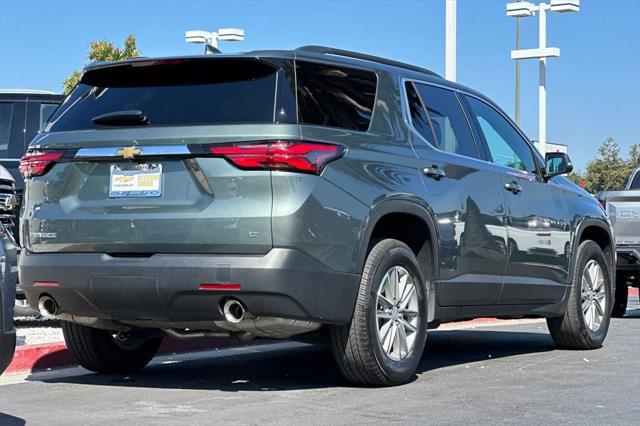 2023 chevrolet traverse lt leather