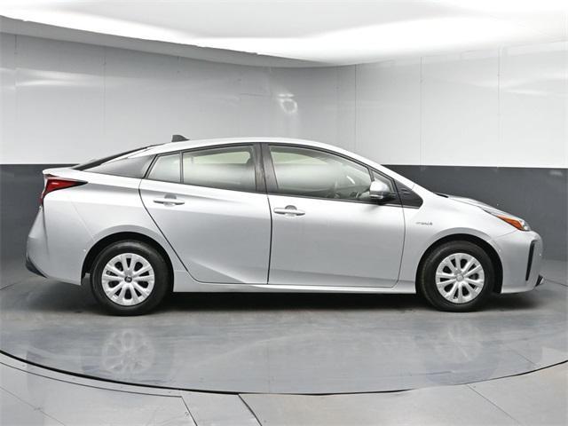2020 toyota prius le