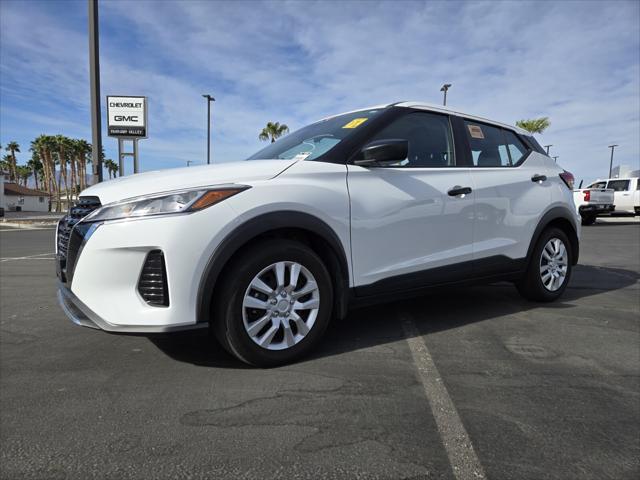 2022 nissan kicks s