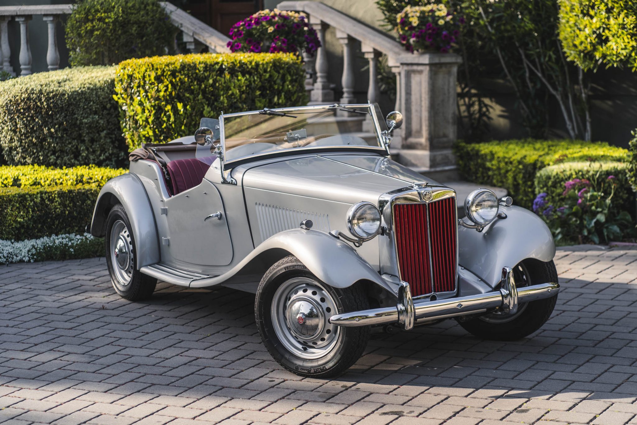 1952 mg td