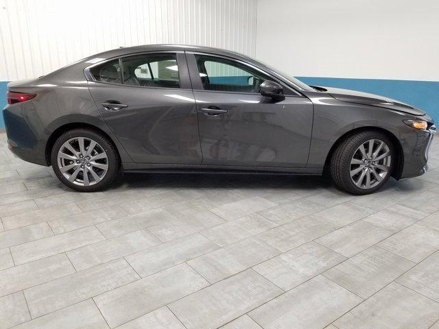 new 2019 mazda mazda3 sedan w/ preferred package sheboygan, wi 53081 for sale in sheboygan, wisconsin