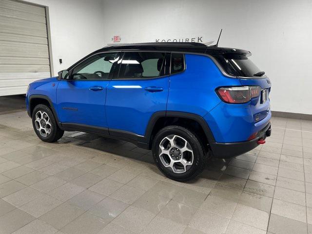 2022 jeep compass trailhawk