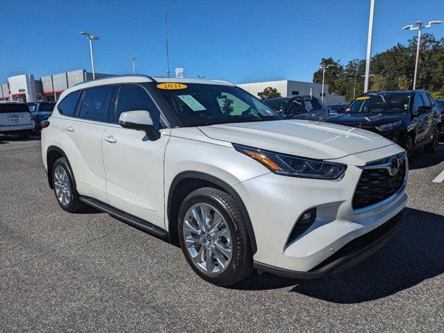 2021 toyota highlander limited