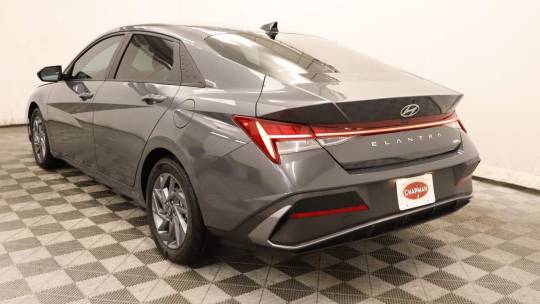 2024 Hyundai Elantra